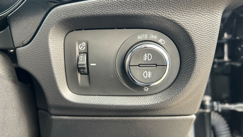 Vauxhall Corsa 100kW Elite Nav Premium 50kWh 5dr Auto [11kWCh] Electric Hatchback